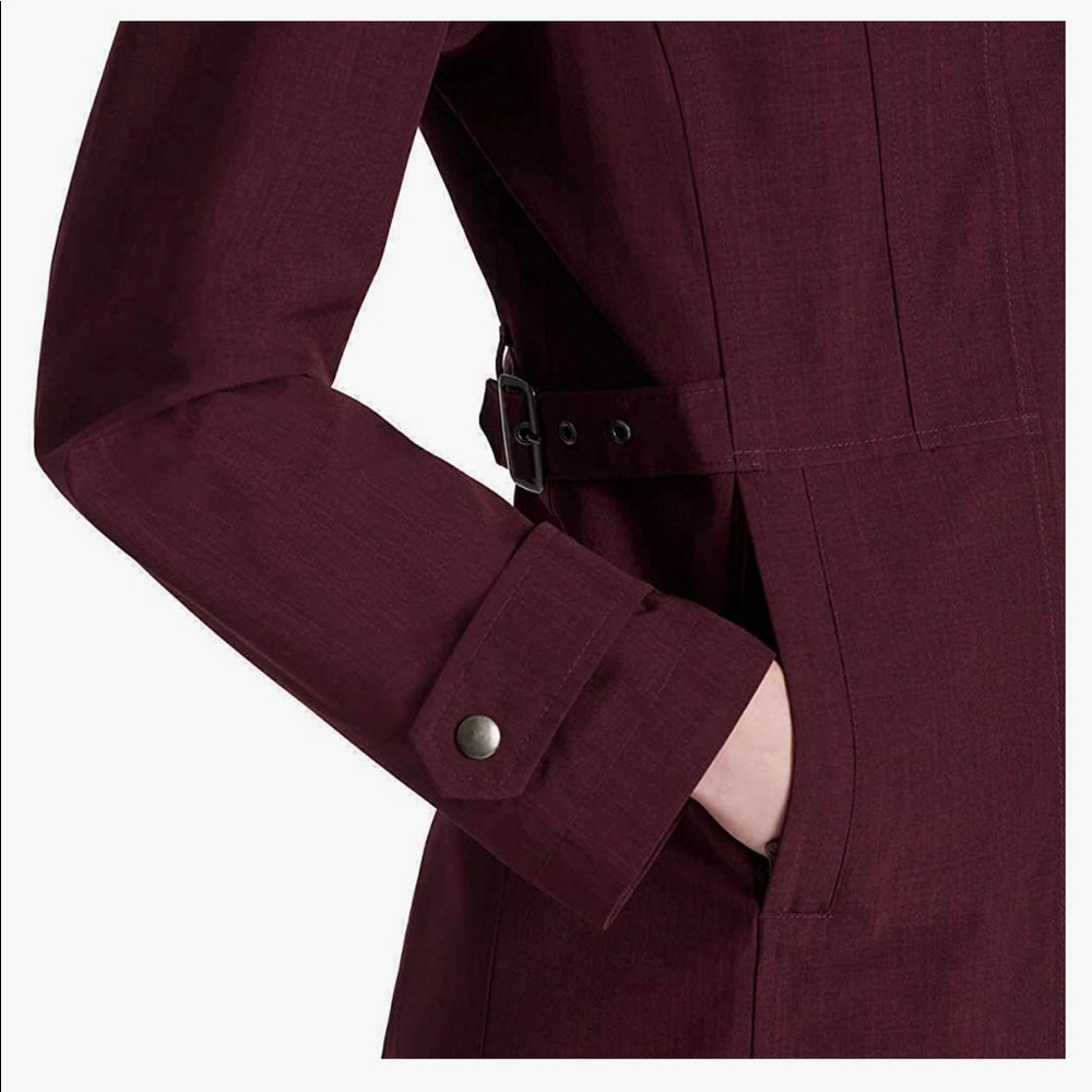 Women’s Trench Coat Size Medium